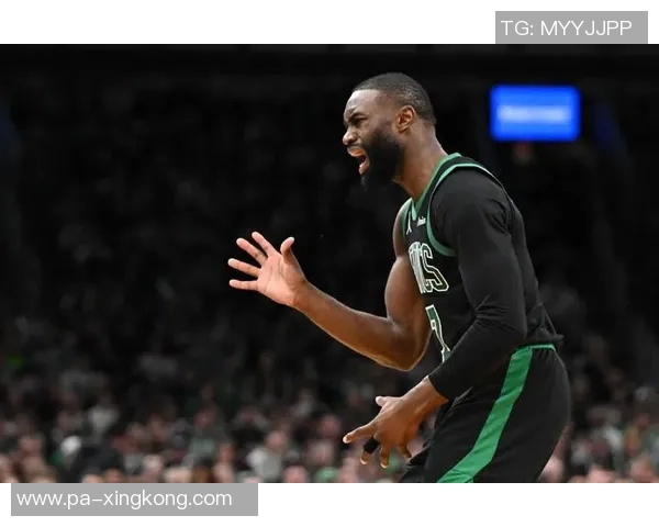 路威称赞绿军表现超出预期杰伦布朗应当被纳入MVP候选行列 路威称赞绿军表现超出预期杰伦布朗应当被纳入MVP候选行列